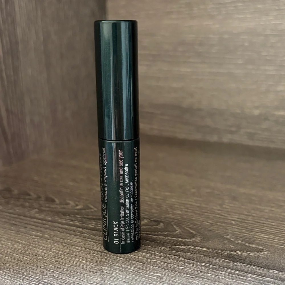 ❤️$3 NWT Clinique High Impact Mascara in Black 3.5ml